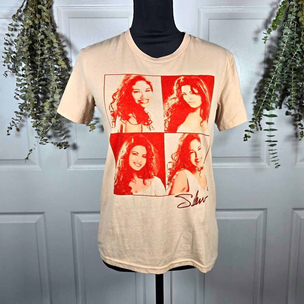 Selena Official Merchandise Graphic Tee Beige/Red XS Crew Neck Short